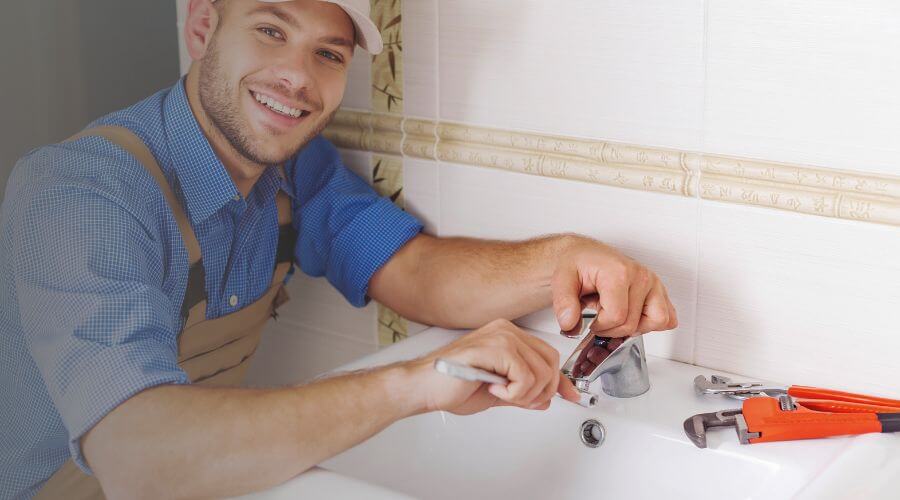 Professional clogged drains services in Dexter, GA